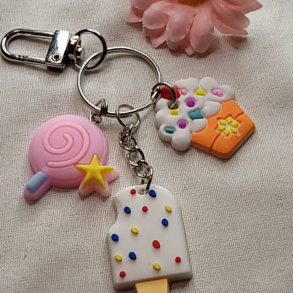 keychains - Picture 4 of 16